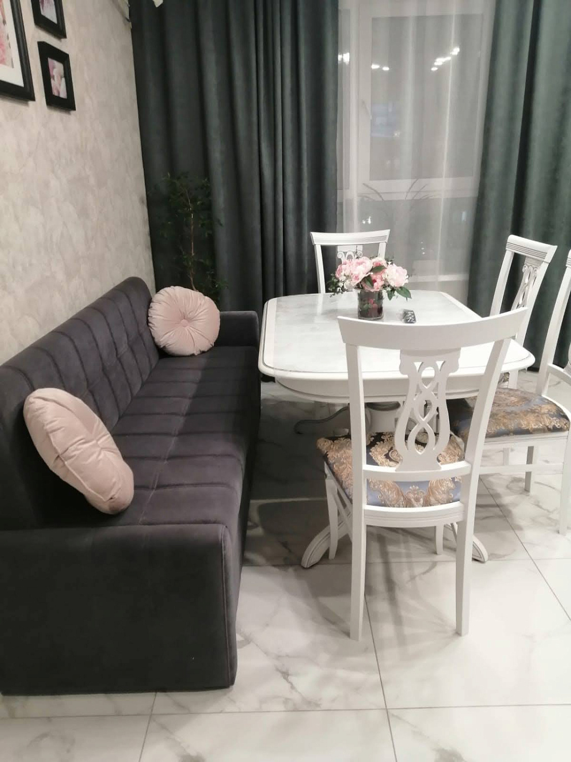 Кухонный прямой диван Йоркер Лайн со спальным местом - Кухонные диваны